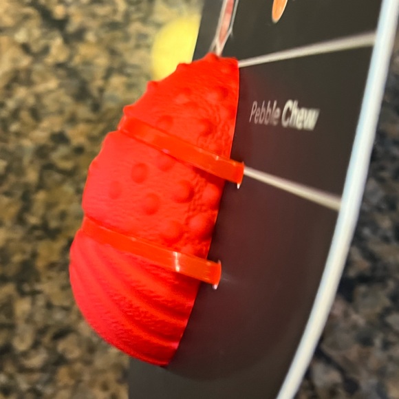 PLAYOLOGY small Dog Pebble Chew toy for dogs up to 15 lbs. beef scent - Picture 7 of 9